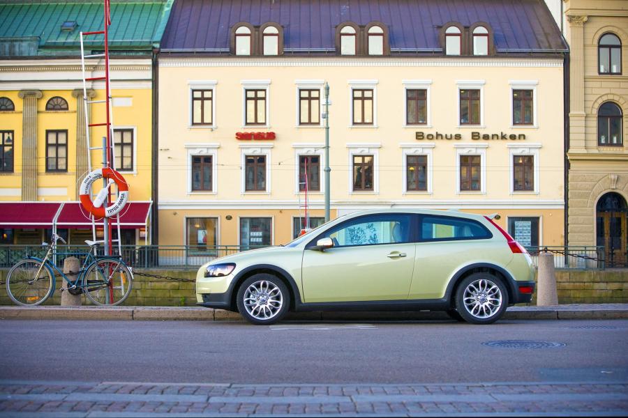  Volvo C30 DRIVe Efficiency 2008 года  (фото 32 из 34)